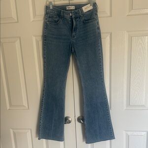 Abercrombie & Fitch Medium Blue Wide-Leg Jeans